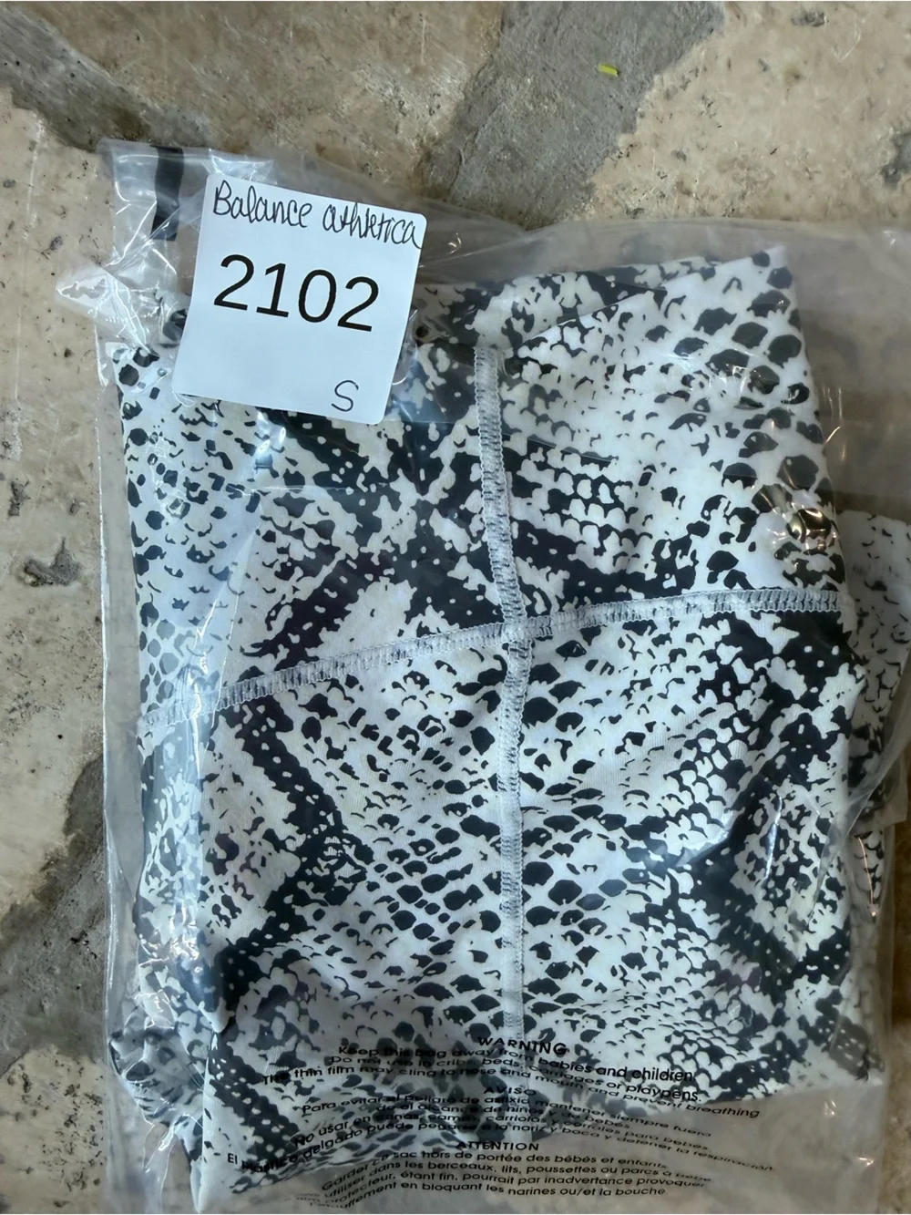 Balance Athletica Python Short Shorts Small